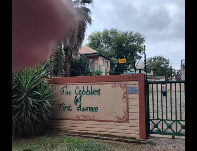 2 BEDROOM APARTMENT FOR SALE IN ALBERTON NORTH